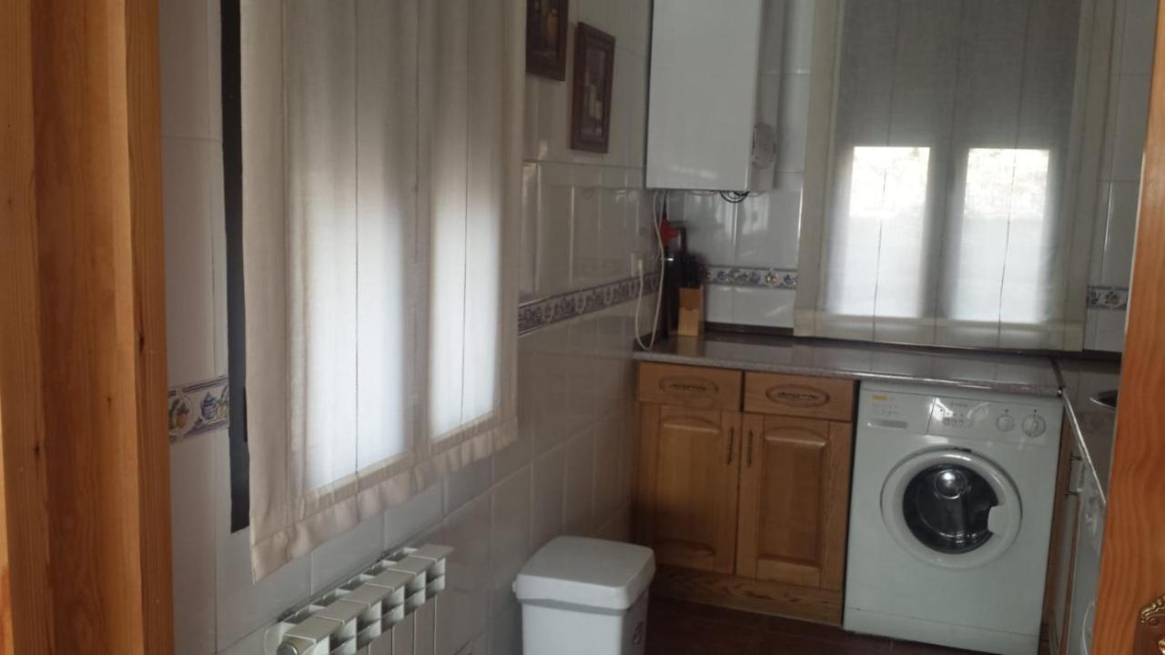 Casa Rural El Maestro I Navalosal エクステリア 写真
